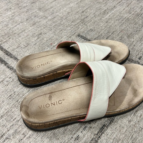 Vionic Womens Jillian Beige T-Strap Sandals Size 10 - Picture 2 of 4